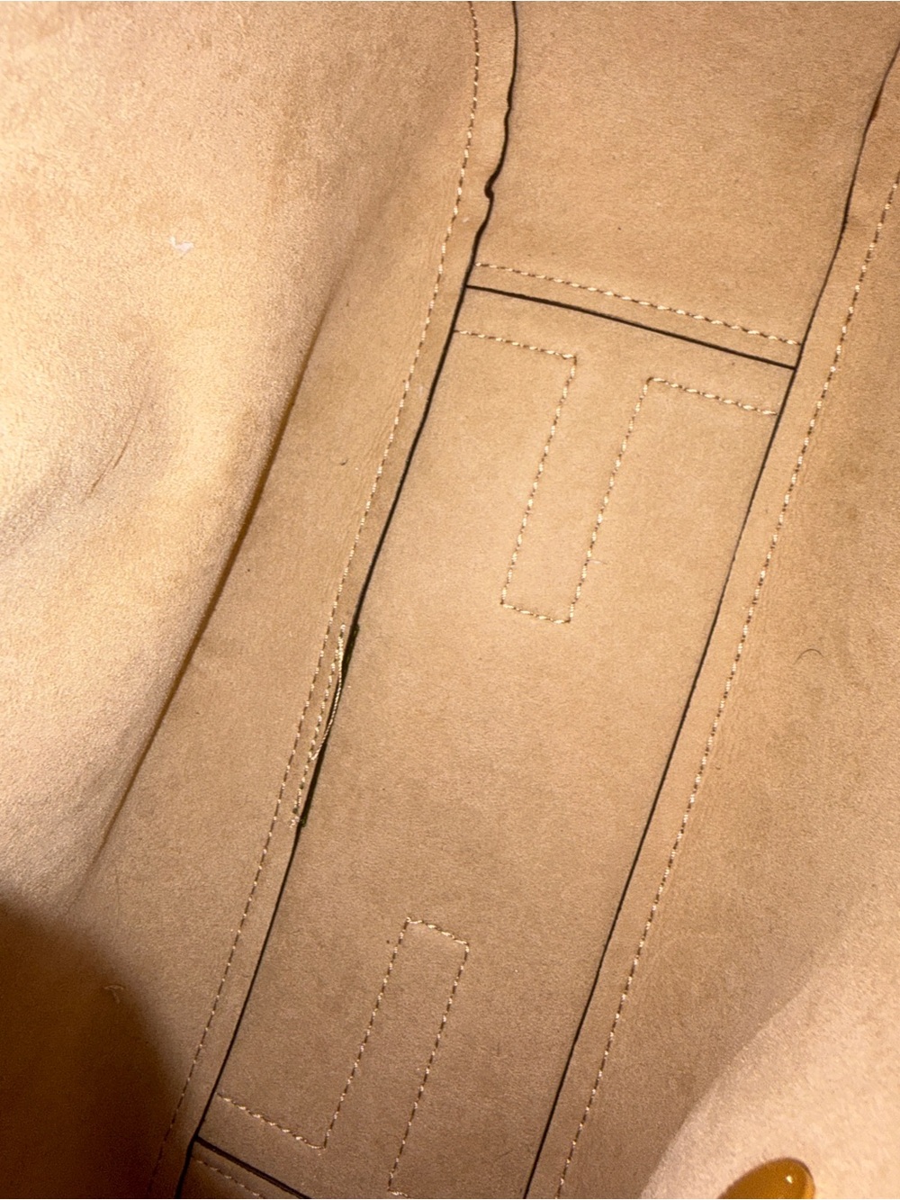 Tory Burch 2019 Runway
Sample Hobo - Frayed Silk & Rope - Picture 8 of 8